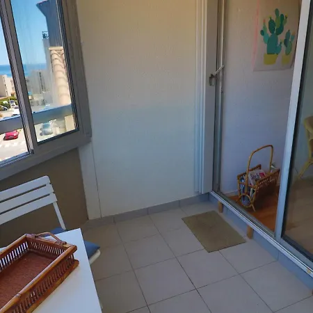 2 Pieces Avec Garage A Sete, Proche - Fr-1-472a-187 Apartment *