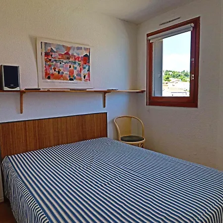 Apartment 2 Pieces Avec Garage A Sete, Proche - Fr-1-472a-187 *
